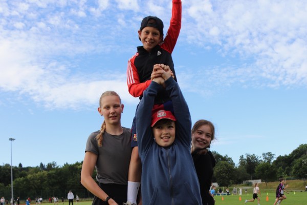 bundesjugendspiele_25-18FB830374-11C9-0758-6D6B-30CE482CCBF7.jpg