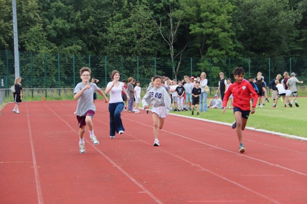 bundesjugendspiele_25-19EFF9AA5B-7CF7-3FF0-13E8-64AACE52E6B5.jpg