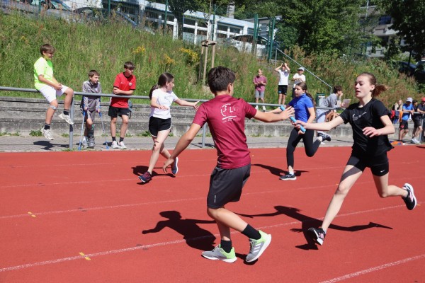 bundesjugendspiele_25-5322AA9822-494F-6C97-ABCA-C3A7C0E24E29.jpg
