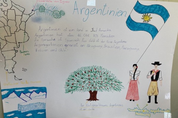 ausstellun-daz-1EBD65750-EEA1-5490-8A87-7DCBDAAA8D1B.jpg
