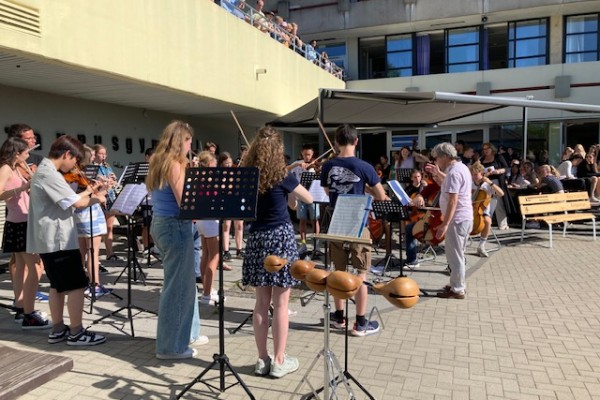 orchester-132505170-690E-EF09-1AAB-BE083C9129A0.jpg