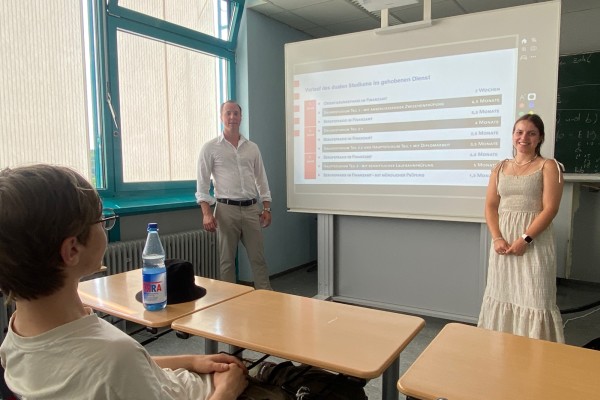 bewerbungstraining_q-phase_25-67E7CD4AE-023D-B573-0940-BB5389887C2F.jpg