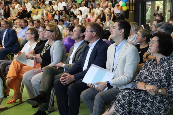 einschulung_25-387B092BFA-7D6B-7E29-919E-9C4A24517670.jpg