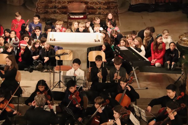 weihnachtskonzert_25-868A4B3CB-B150-D60C-9AE9-AB5B1A77A7CB.jpeg