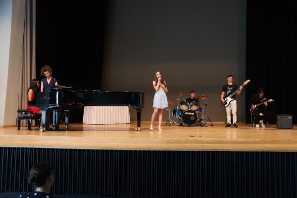 akadfeier_26-95707B6C5-7239-91D7-5858-D0E24F762F0B.jpeg